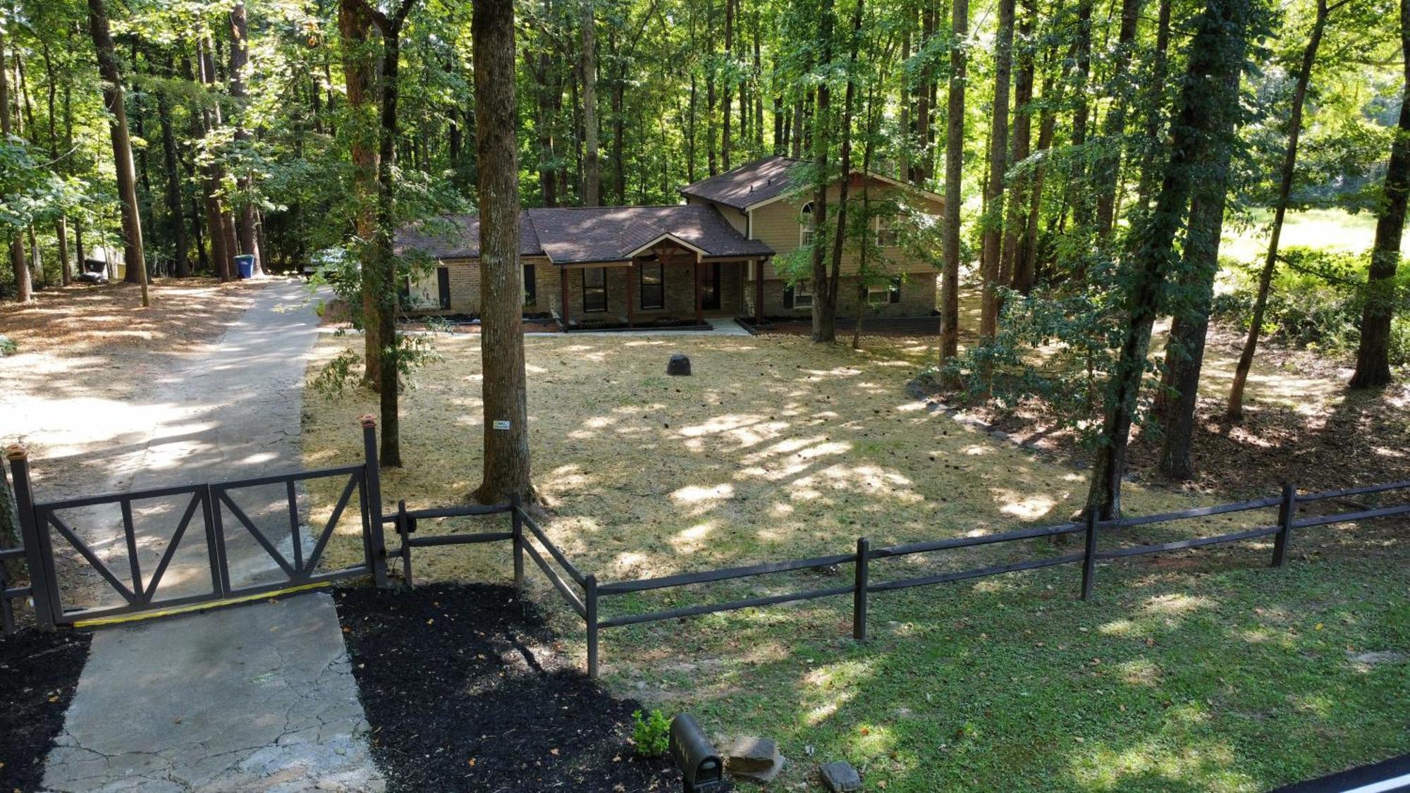 אטלנטה Wolf Creek Lodge מראה חיצוני תמונה